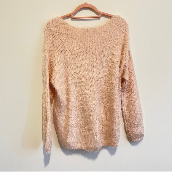 Like new: Ultra Soft V-Neck Drop Sleeve Sweater - Picture 7 of 10